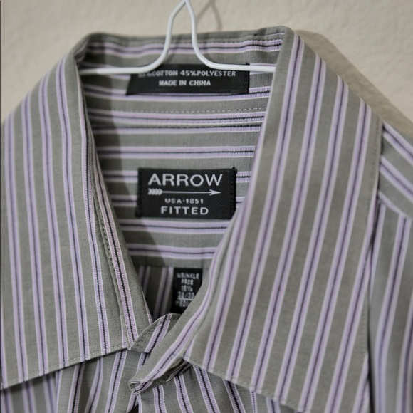 ARROW MENS FITTED DRESS SHIRT -15 1/2 -32/33 -Medium - Picture 3 of 3
